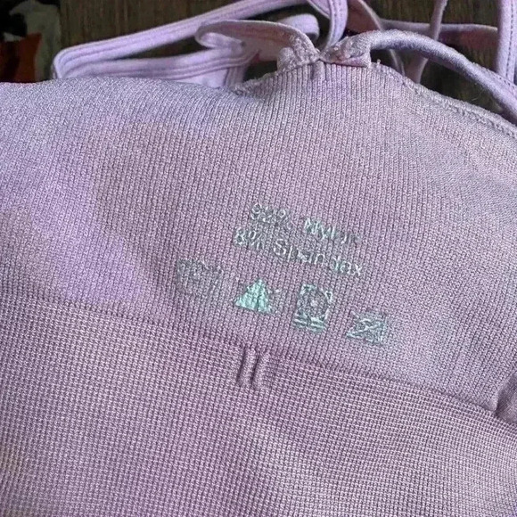Mauve Athletic Bralette. Size Medium. Strappy. Removable Cups. - Picture 3 of 4